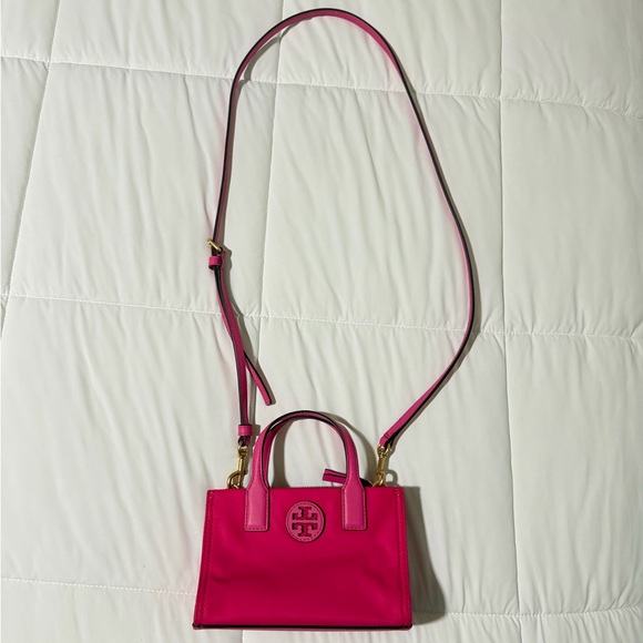Tory Burch Handbags - Tory Burch Fuchsia Crossbody Bag